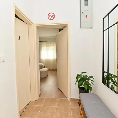 Apartment Simun *